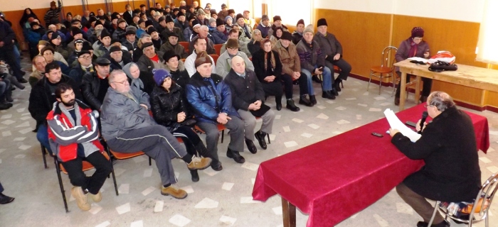 laurentiu tor fata in fata cu cetatenii comunei luna