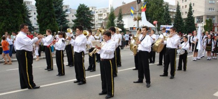 fanfara promenada romanii au talent