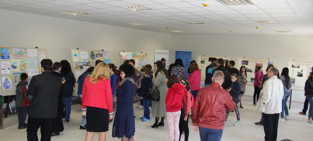 expozitie pictura CAA 3