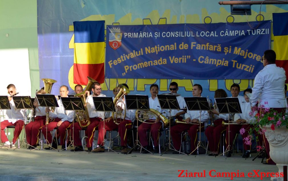 Cea de a VIII –a ediţie a Festivalului Naţional „Promenada Verii” – un real succes!