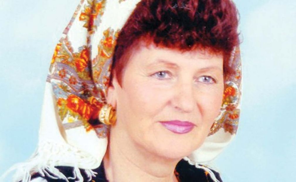 Veta Biriş, Robert T&acirc;rnăveanu şi orchestra "Ceteraşii din Ardeal" vor c&acirc;nta de 1 Decembrie la C&acirc;mpia Turzii